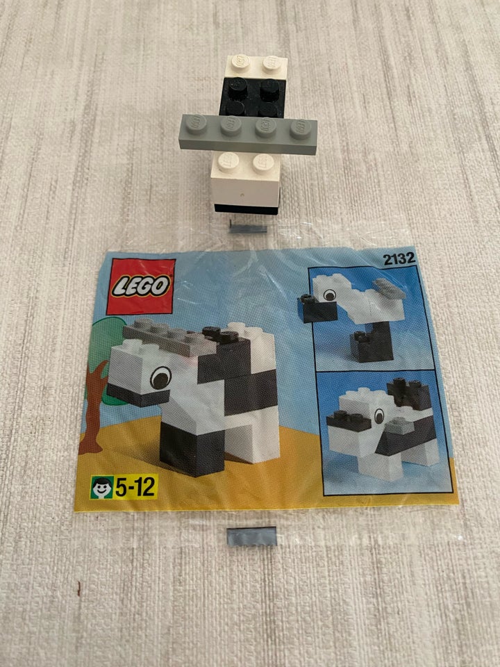 Lego Exclusives, 2132