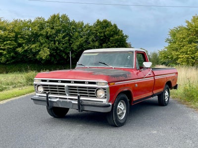 Ford F-100, Benzin, 1974, rød, 2-dørs, Rød 1974 Ford F100 390 cui V8 Bigblock med automatgear. Bilen