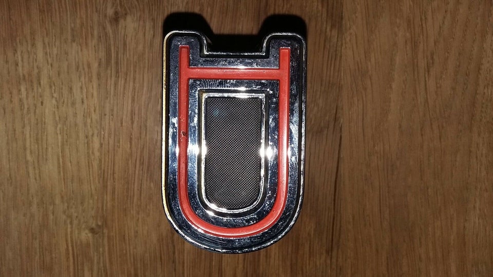 Emblem, Datsun 120Y