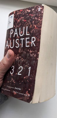 4321, Paul Auster, genre: roman, Orig.  engelsk udgave. Fantastisk roman af paul Auster, på engelsk