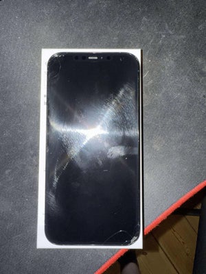 iPhone 12 Pro Max, 256 GB, blå, Sælger min Iphone 12 pro max 

Telefonen har lidt ridser osv. på skæ