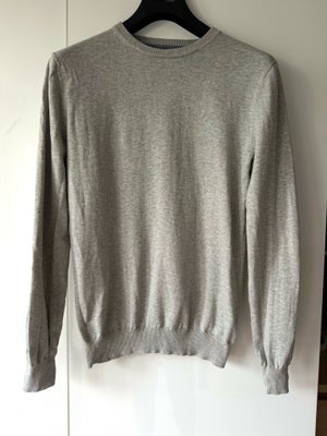 Sweater, Bertoni , str. M,  God men brugt, Flot skjorte sælges 
Str m 
Brugt få gange 
Sælges til 10