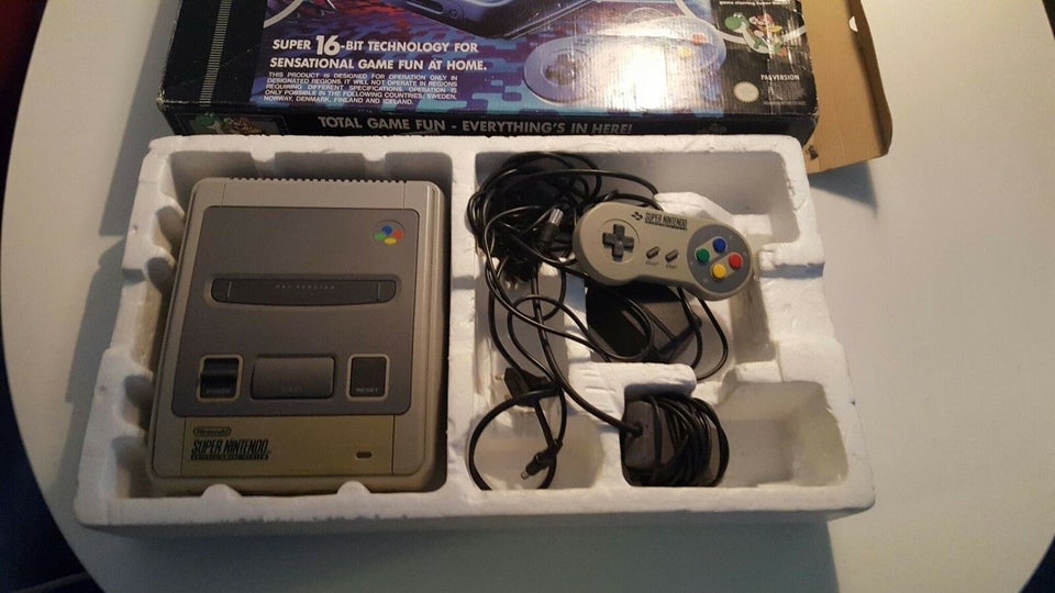 Nintendo SNES, God