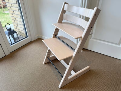 Højstol, Tripp Trapp fra Stokke, Velholdt højstol fra 2016 i farven whitewash. Fremstår pæn, uden sk