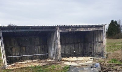 Udhus, Garage, Fristald i Ege Kalmar Planker, På cirka 26 kvadratmeter ca. (360 cm i dybde x 720 cm 