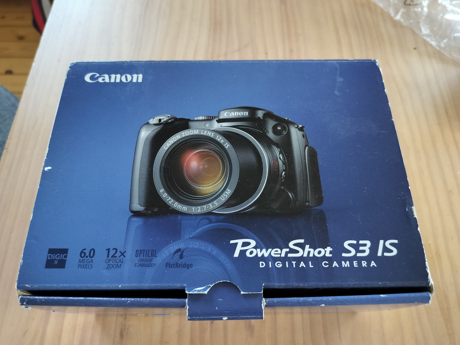 Canon, PowerShot S3 IS, 6.0 megapixels