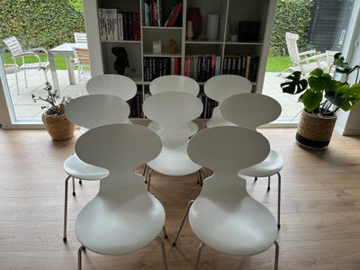 Arne Jacobsen, stol, Myren, 8 hvide myrestole sælges. 800kr pr stk eller 6000 kr samlet. For mere in