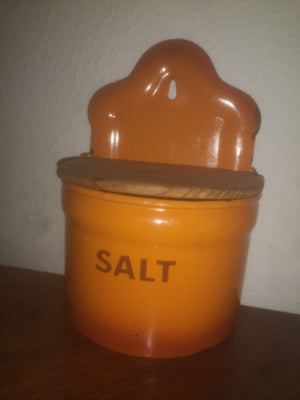 Emalje, Sjældent saltkar i orange, Sjældent Madam Blå saltkar, i Orange, fra Glud & Marstrand

Fin s