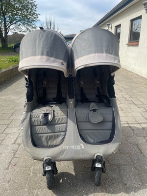 Kombivogn, tvillinge-, Baby Jogger GT mini double, Baby jogger GT mini double klapvogn 
Medfølger: 

