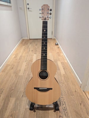 Western, andet mærke Sheeran by Lowden tour edition, Sheeran by Lowden tour edition. Guitaren er lid