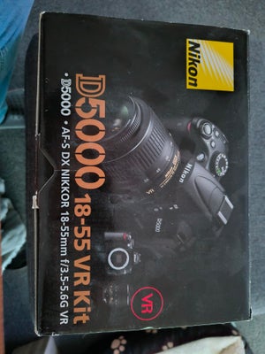 Nikon Nikon D5000 Digital Spejlrefleks stor kamera pakke, spejlrefleks, Perfekt, Stor kamera pakke N