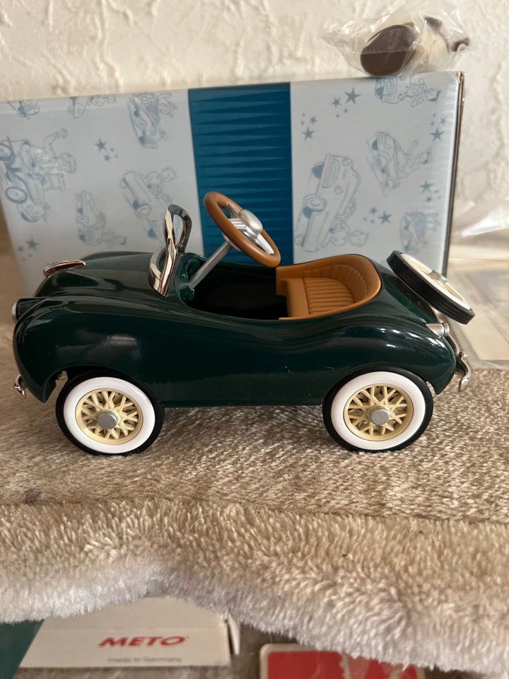 Modelbil, Hallmark 1949 gillham sport