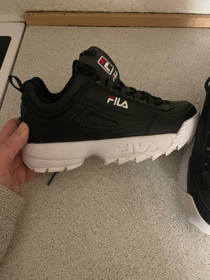 Sneakers, str. 37, FILA, piger, Brugt 2 gange 