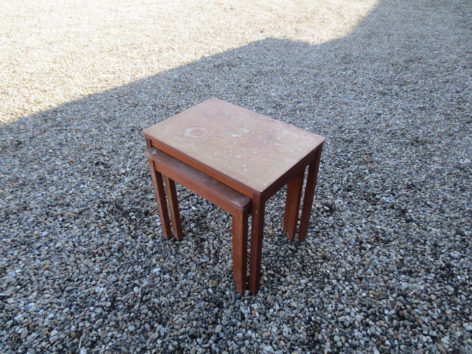 Andre borde, Teak, teaktræ