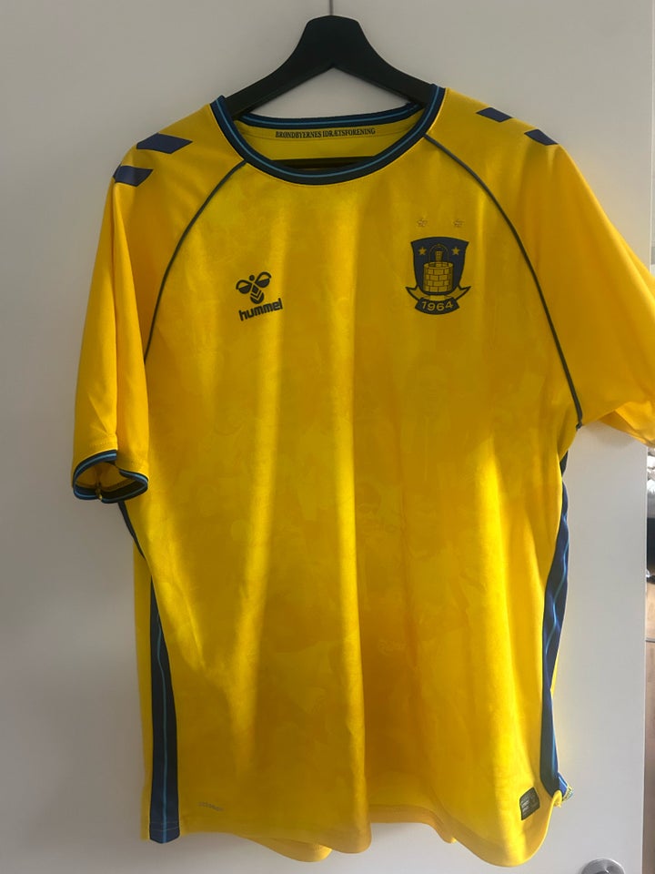 Fodboldtrøje, Brøndby hjemmebane, Hummel