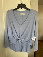 Bluse, Urban Outfitters, str. 38