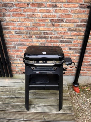 Elgrill, Weber, Sælger denne fine og yderst velholdte Weber Lumin Compact elgrill. Kun brugt 1 sæson