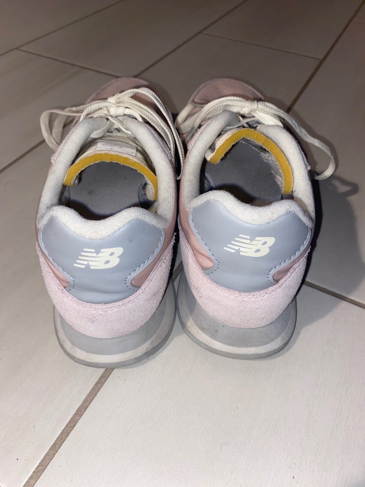 Sneakers, str. 40, New Balance