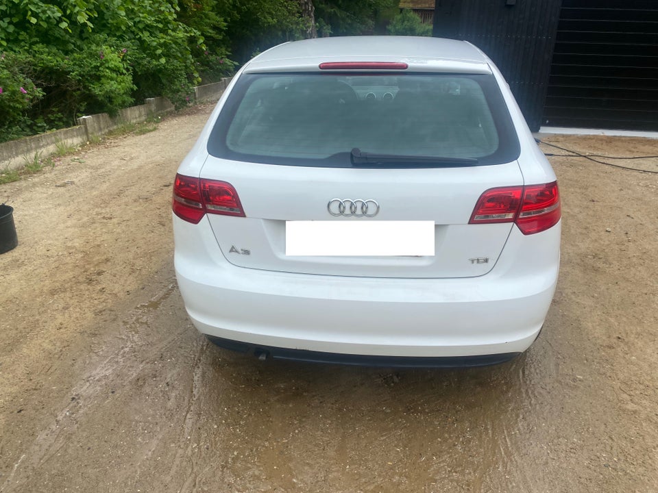 Audi A3, 1,6 TDi Attraction Sportback, Diesel