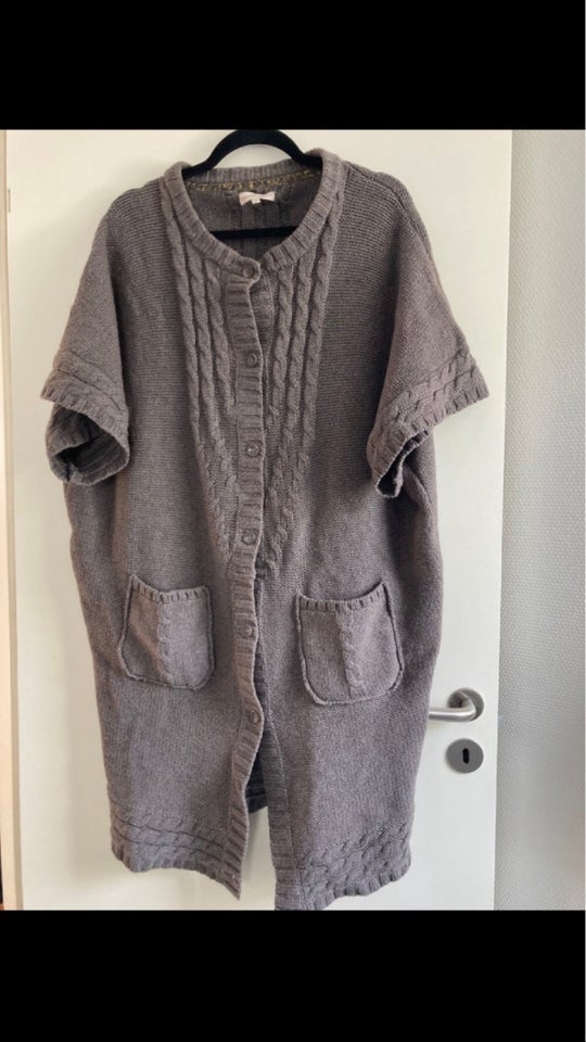 Venus sale oversized cardigan