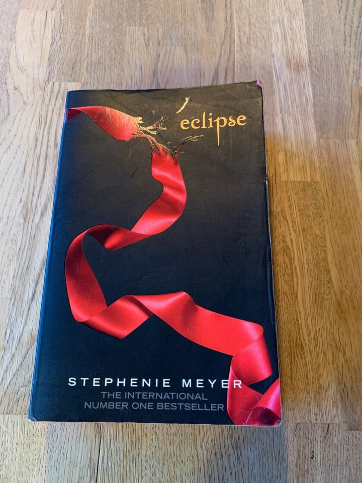 Eclipse, Stephine Meyer , genre: krimi og spænding
