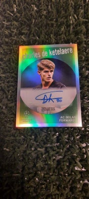 Samlekort, Fodboldkort, Charles De Ketelaere
AC Milan
Sticker Autograf
Topps Chrome UEFA

Et par små