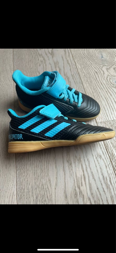 Sportssko, str. 28, Adidas