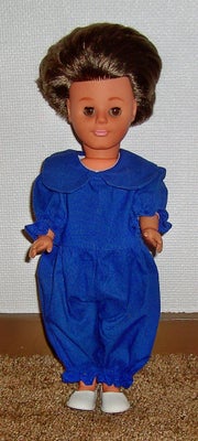 Andet, IRMA dukke - drengedukke, Original Irmadukke.

Han hedder Per og er fra 1974.

Længde: 37 cm.