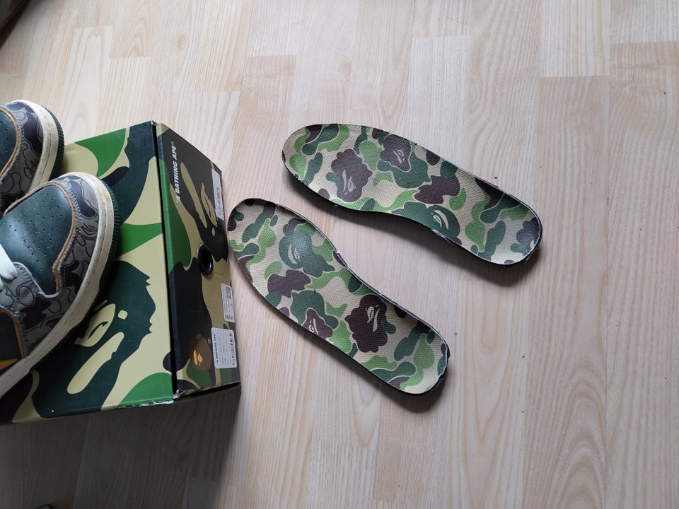 Sneakers, Bape, str. 43