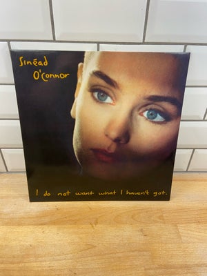 LP, Sinead O’Connor, I Do Not Want What I Haven’t Got, VG+
VG+
EU 1990 Press