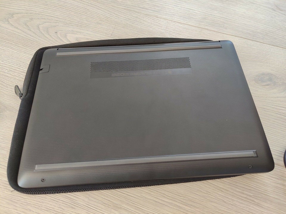 HP Notebook 14, AMD A9-9425 Dual-Core (3,1 GHz