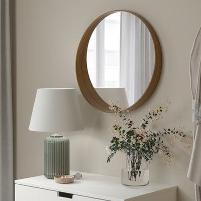 Vægspejl, b: 60 h: 60, Det smukke Stockholm spejl fra IKEA. Valnød finer. Perfekt til entré eller på