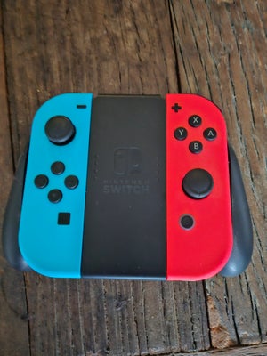 Nintendo Switch, Perfekt, Hej.
Jeg sælger denne nictendo switch eftersom den bare ligger og samler s