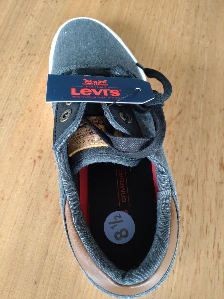 Sneakers, Levi's, str. 42