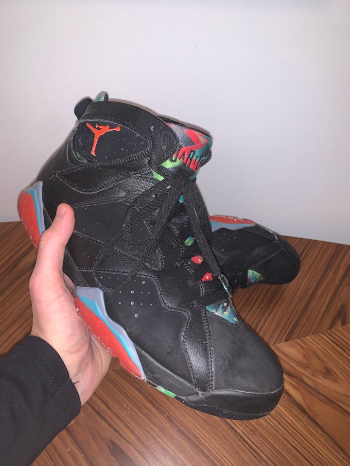 Sneakers, NIKE AIR JORDAN 7 RETRO 30TH 'BARCELONA NIGHTS',