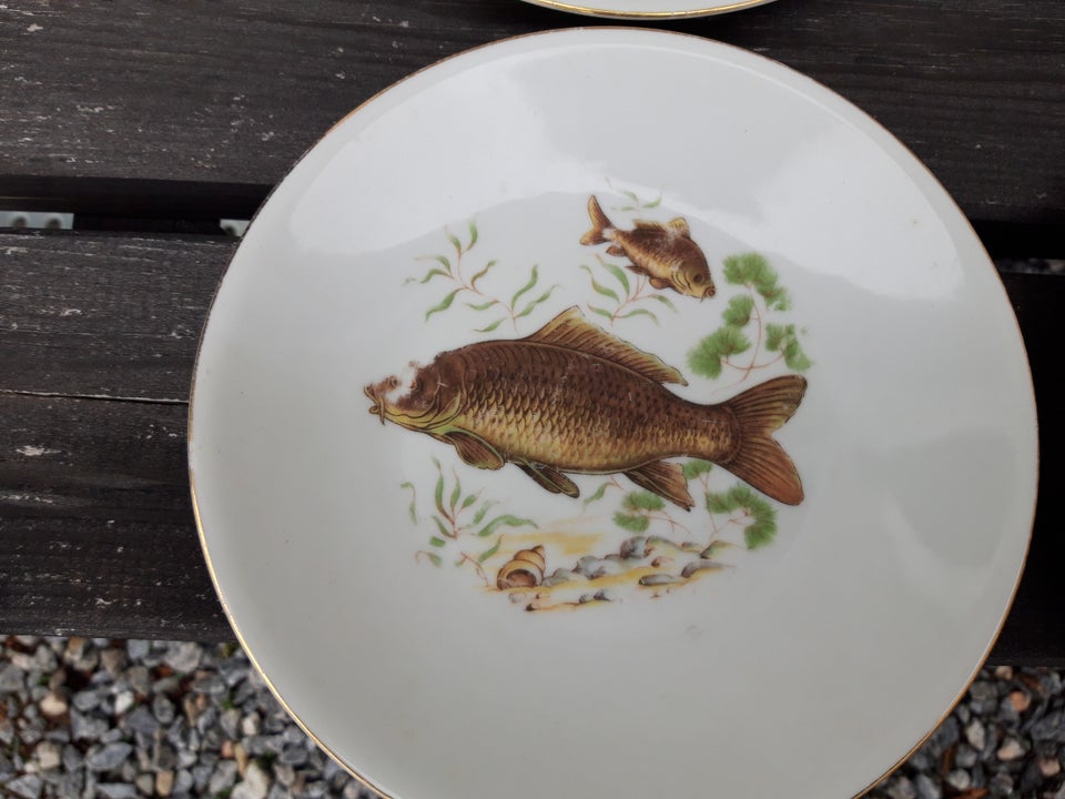 Porcelæn, Fiske tallerkner