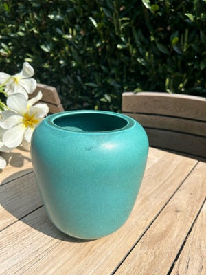 Keramik, Vase, Saxbo vase model 15 med lys turkis glasur. Højde: 20 cm. Perfekt stand 