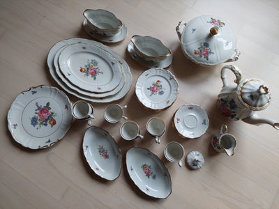 Porcelæn, Margaret Rose Kaffestel og dele til spisestel, Kron Porcelæn - 42 dele

Prydet med roser s