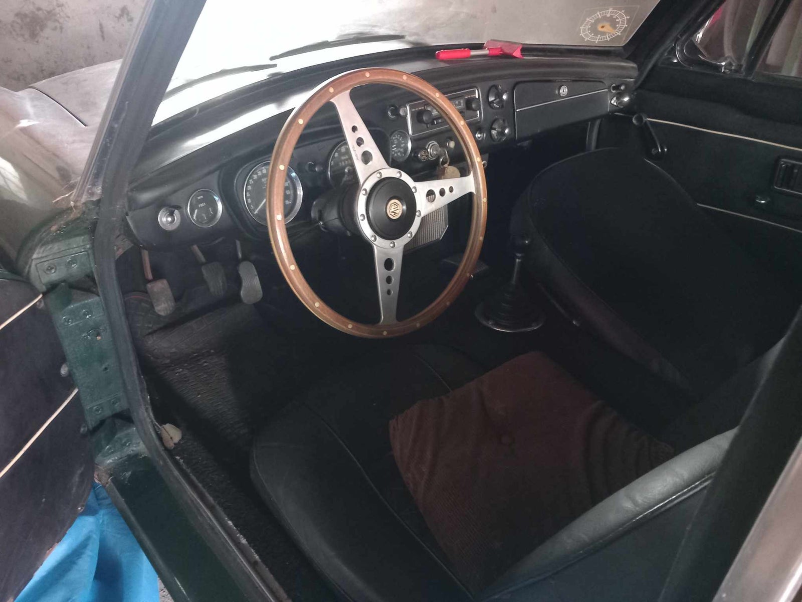 MG B, Benzin, 1968
