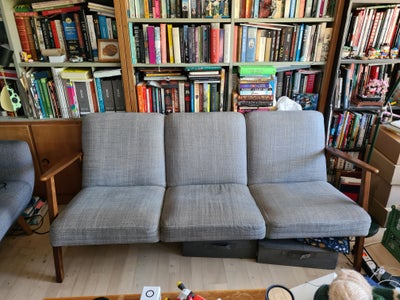 Sofa, bomuld, 3 pers. , Ikea, 6 år gammel sofa fra Ikea. Købt fra ny, men har mange pletter pga. bør