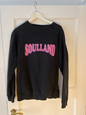Sweatshirt, Soulland, str. M,  Sort,  God men brugt, Sort trøje med Soulland skrift på brystet.