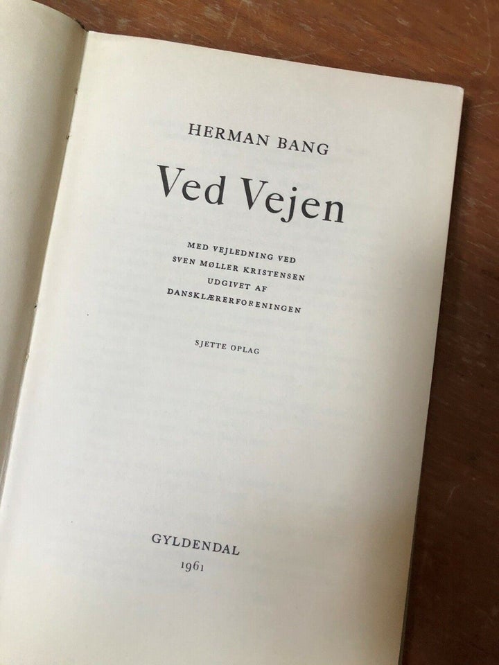Ved vejen, Herman Bang, genre: noveller