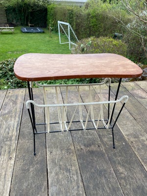 Sidebord, Ukendt , teaktræ, Super fint retro sidebord/coffee table i teak, metal og retro snor. Inkl