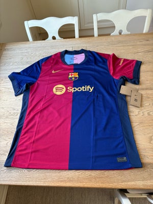 Fodboldtrøje, FC Barcelonatrøje, Nike, str. Xl, Helt ny. Med tags og kun pakket ud og prøvet på. Køb