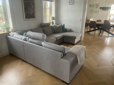 Hjørnesofa, 5 pers. , Mio, En stilren lysegrå sofa til 5 personer fra det svenske møbelmærke Mio. 

