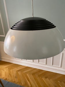 Find Arne Jacobsen Royal Pendel p DBA k b og salg af nyt og brugt