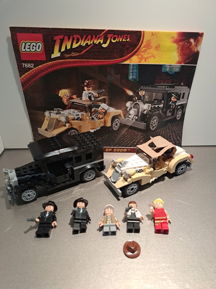 Lego indiana jones discount 7682