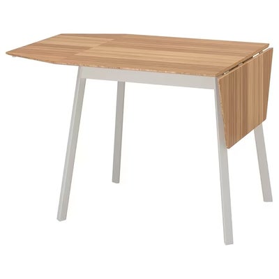 Spisebord, bambus, Ikea, b: 80 l: 130, Klapbord fra Ikea.
Bordpladen er lavet af meget stærk bambus.