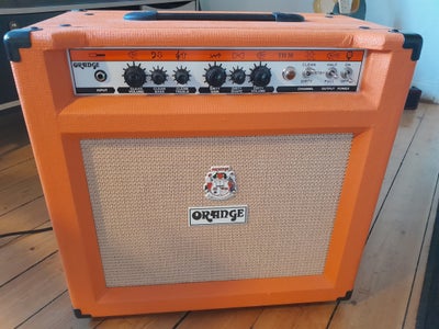 Guitarcombo, Orange Th30, 30 W, Sælger denne dejlige th 30, da den ikke er i mit behov længere.
Flot