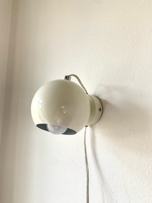Væglampe, Frandsen, Jeg sælger denne fine Frandsen væglampe / plafond BALL i hvid / cremehvid. Den e